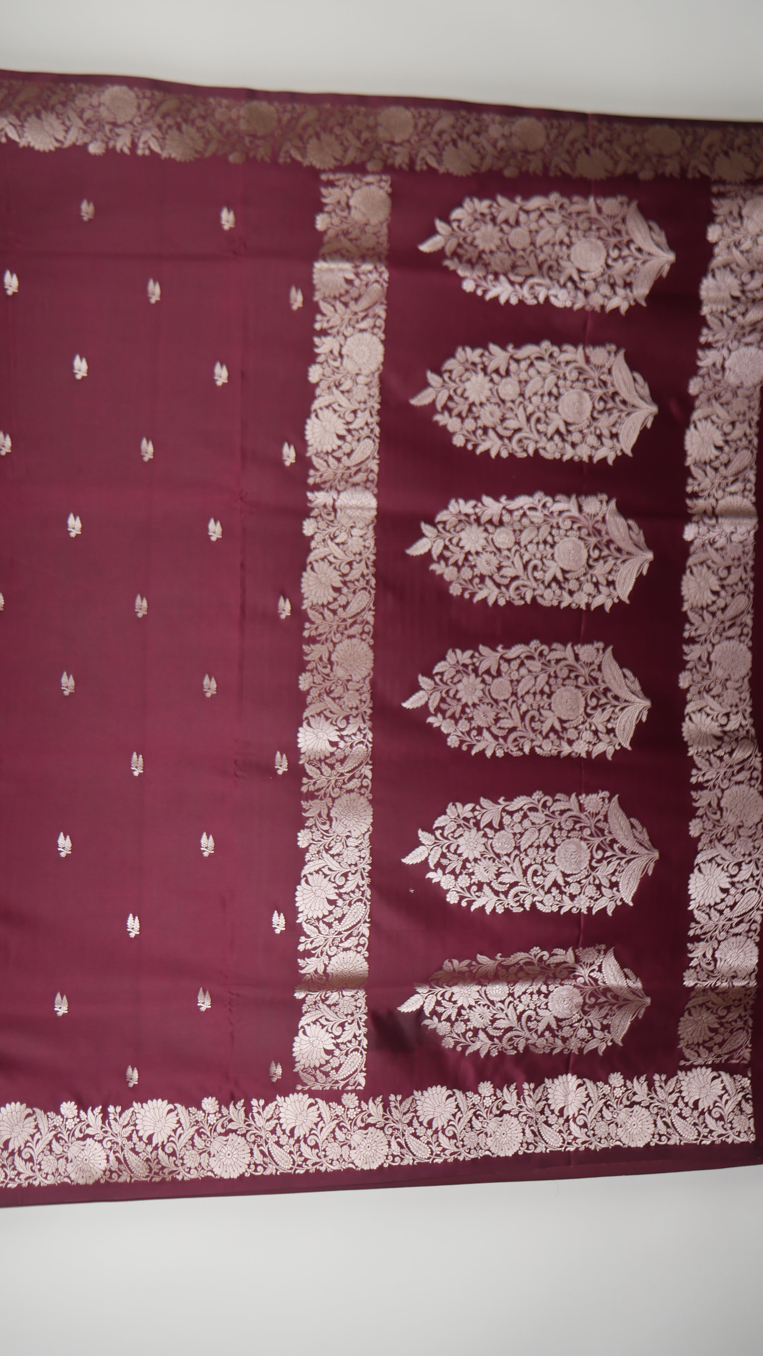 Banarasi Cross Wine Shades Booti Pattern Mashru Silk Saree